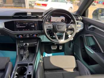 Used Audi Q3 2019 for sale - 74903869: Photo