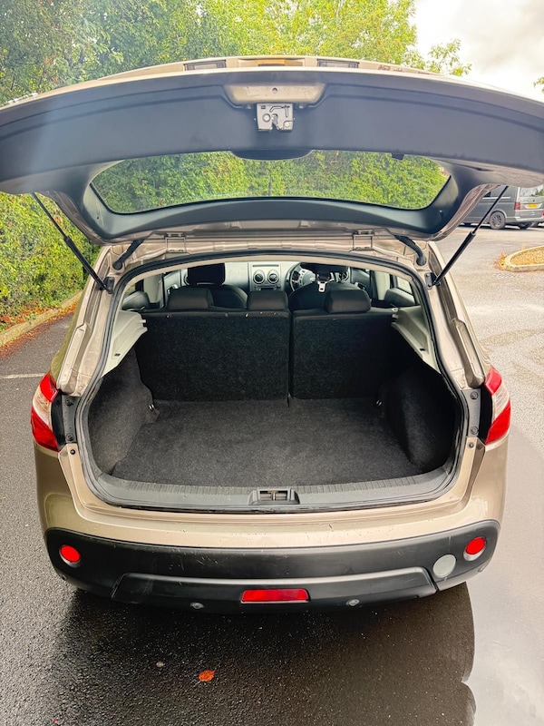 Used Nissan Qashqai 2012 for sale - 72849039: Photo 8