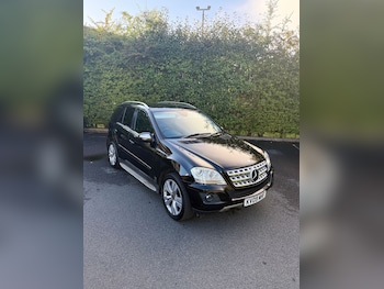 Used Mercedes-Benz M Class 2009 for sale - 76505016: Photo