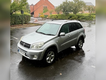 Toyota - RAV4