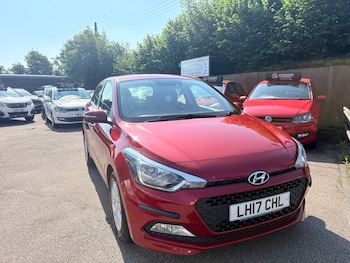 Used Hyundai i20 2017 for sale - 78956081: Photo