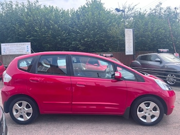 Used Honda Jazz 2010 for sale - 79289548: Photo