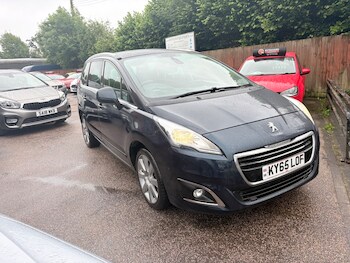 Used Peugeot 5008 2015 for sale - 78875981: Photo