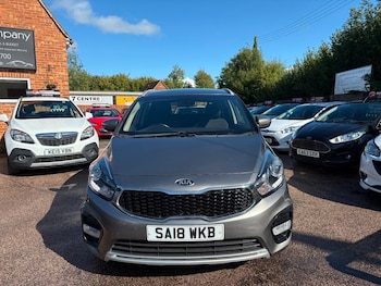 Used Kia Carens 2018 for sale - 78341746: Photo