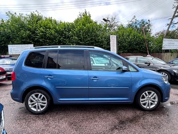 Used Volkswagen Touran 2013 for sale - 78781716: Photo