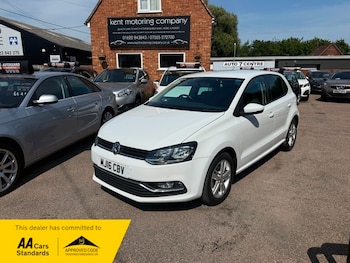 Used Volkswagen Polo 2016 for sale - 79023438: Photo