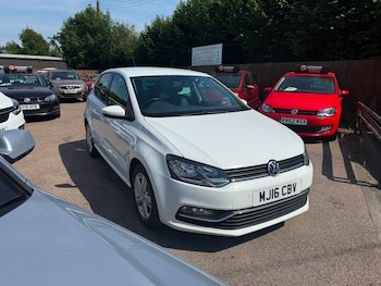 Used Volkswagen Polo 2016 for sale - 79023438: Photo
