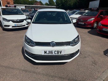 Used Volkswagen Polo 2016 for sale - 79023438: Photo
