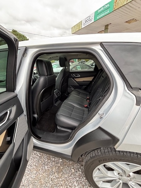 Used Land Rover Range Rover Velar 2017 for sale - 76855320: Photo 17