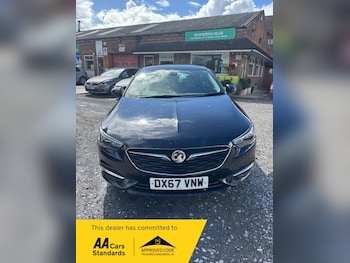 Vauxhall - Insignia