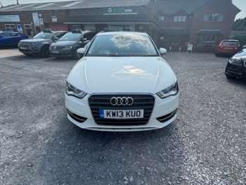 2013 - TDI SE GREAT CAR IMMACULATE INSIDE AND OUT-2 PREVIOUS OWNERS-LOW MILEAGE-SA 5-Door