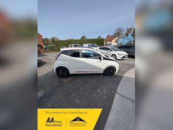 Used Toyota AYGO 2018 for sale - 78201360: Photo
