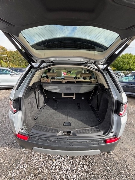 Used Land Rover Discovery Sport 2016 for sale - 76323836: Photo 9