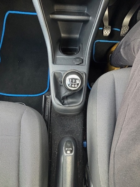 Used Volkswagen up! 2014 for sale - 77735346: Photo 16