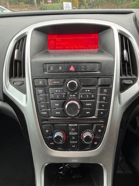 Used Vauxhall Astra 2013 for sale - 77154096: Photo 15