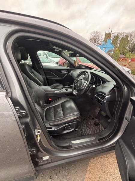 Used Jaguar F-Pace 2017 for sale - 77880769: Photo 14