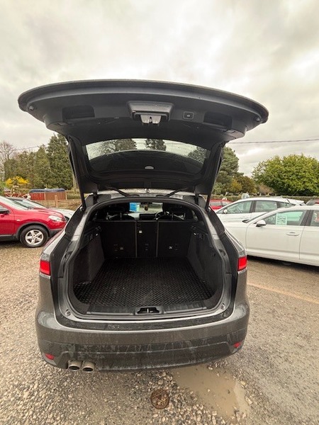 Used Jaguar F-Pace 2017 for sale - 77880769: Photo 9