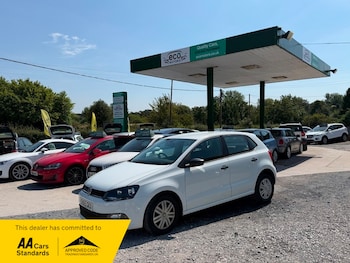 Used Volkswagen Polo 2015 for sale - 79494638: Photo