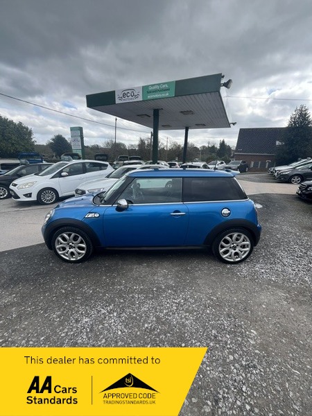 Used MINI Hatch 2010 for sale - 78145670: Photo 4