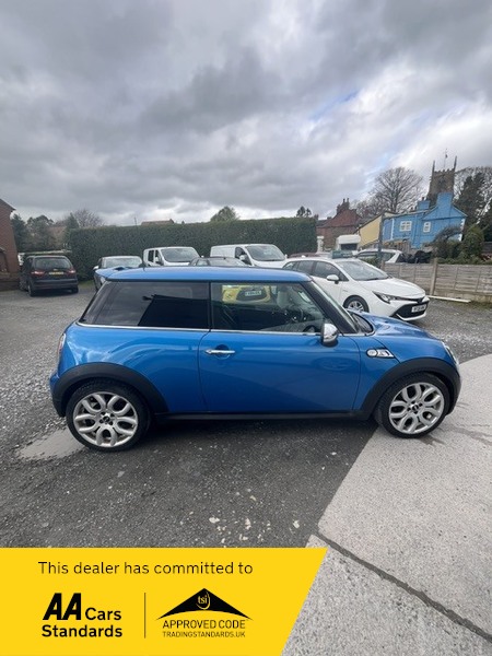 Used MINI Hatch 2010 for sale - 78145670: Photo 5