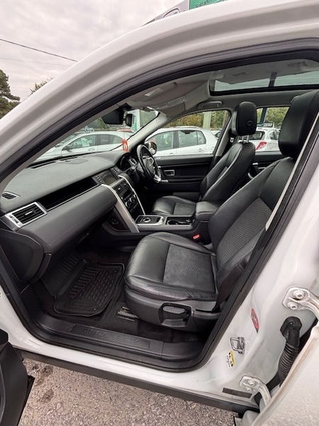 Used Land Rover Discovery Sport 2017 for sale - 76093079: Photo 13