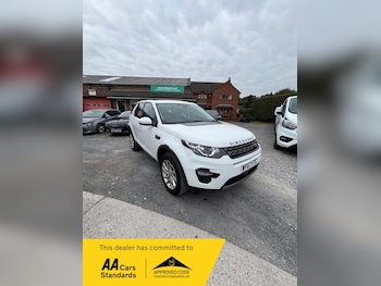 Used Land Rover Discovery Sport 2017 for sale - 76093079: Photo 3