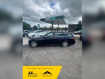 Used Mercedes-Benz E Class 2016 for sale - 78145669: Photo