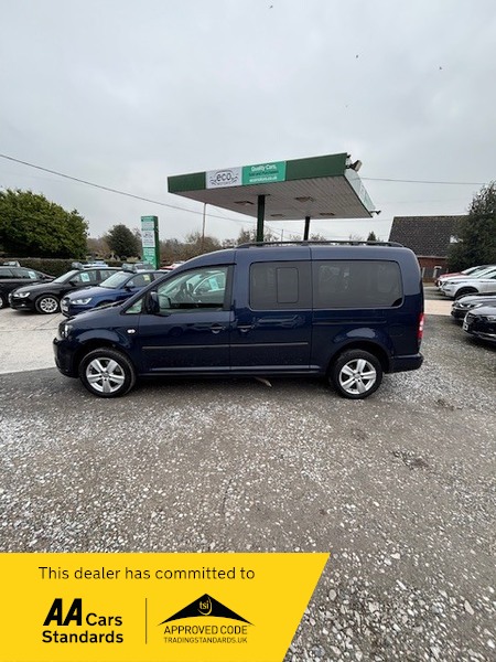 Used Volkswagen Caddy Maxi Life 2015 for sale - 77328824: Photo 4