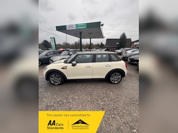Used MINI Hatch 2017 for sale - 77693957: Photo