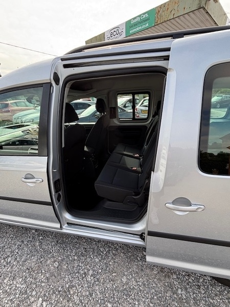Used Volkswagen Caddy Maxi Life 2015 for sale - 76106386: Photo 11