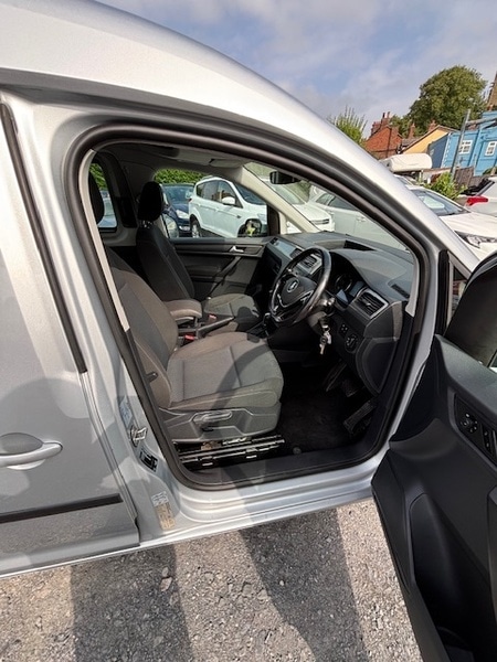 Used Volkswagen Caddy Maxi Life 2015 for sale - 76106386: Photo 14
