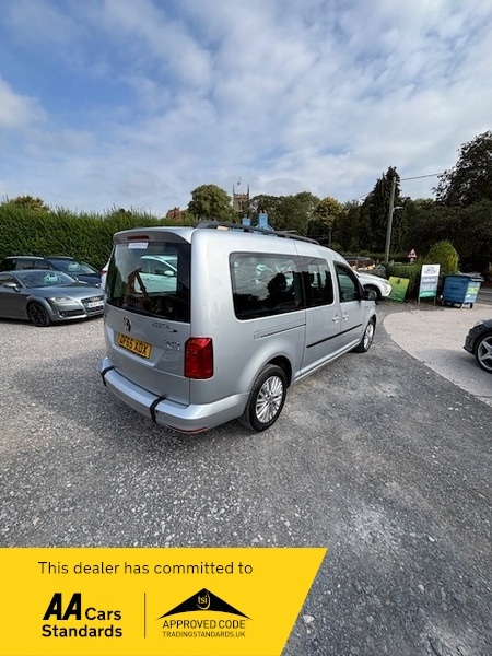 Used Volkswagen Caddy Maxi Life 2015 for sale - 76106386: Photo 6