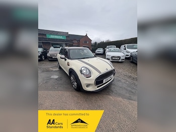 Used MINI Hatch 2017 for sale - 79203108: Photo
