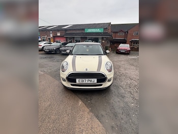 Used MINI Hatch 2017 for sale - 79203108: Photo