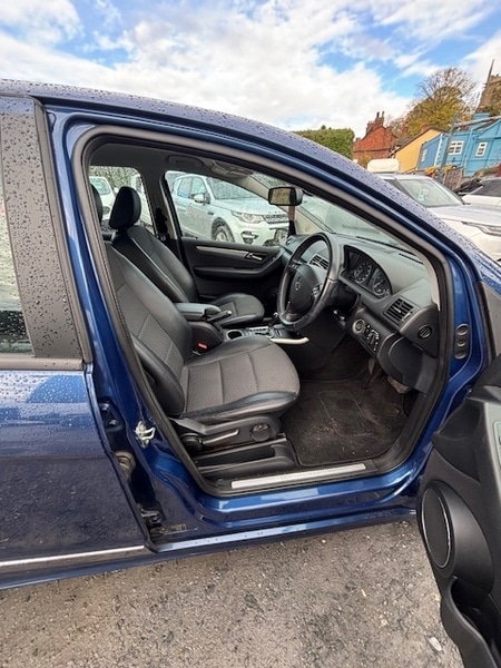 Used Mercedes-Benz A-Class 2012 for sale - 76357145: Photo 12