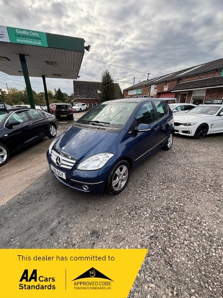 Used Mercedes-Benz A-Class 2012 for sale - 76357145: Photo 2