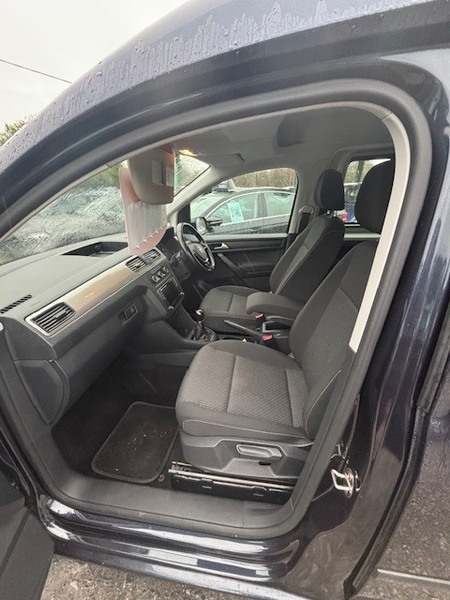 Used Volkswagen Caddy Maxi Life 2015 for sale - 76950898: Photo 10