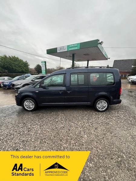 Used Volkswagen Caddy Maxi Life 2015 for sale - 76950898: Photo 5