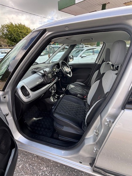 Used Fiat 500L 2016 for sale - 78056797: Photo 10