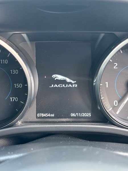 Used Jaguar F-Pace 2016 for sale - 76497049: Photo 16