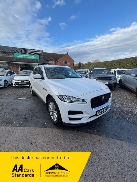 Used Jaguar F-Pace 2016 for sale - 76497049: Photo 2