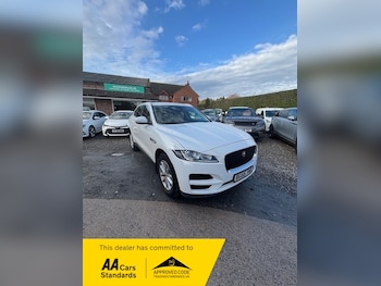 Used Jaguar F-Pace 2016 for sale - 76497049: Photo