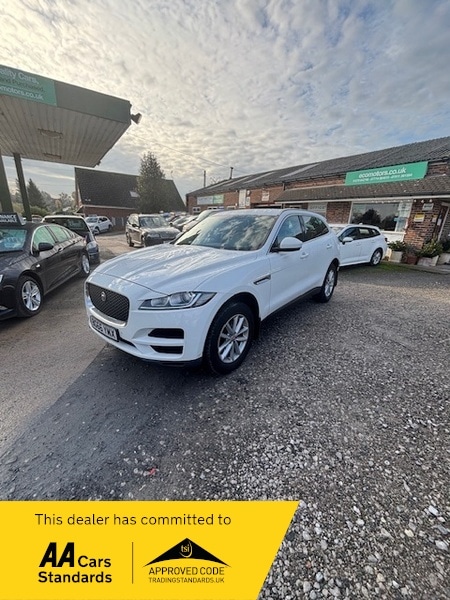 Used Jaguar F-Pace 2016 for sale - 76497049: Photo 3