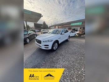 Used Jaguar F-Pace 2016 for sale - 76497049: Photo