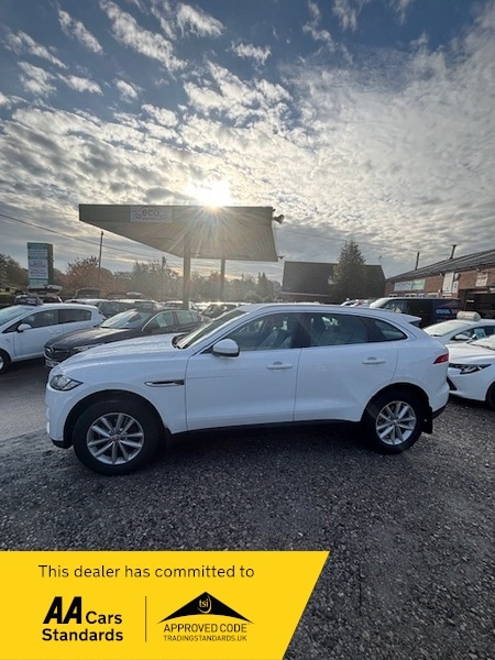 Used Jaguar F-Pace 2016 for sale - 76497049: Photo 4