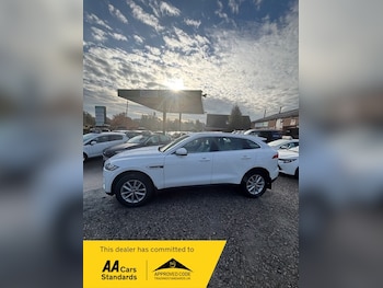 Used Jaguar F-Pace 2016 for sale - 76497049: Photo