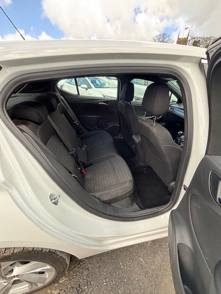 Used Vauxhall Astra 2017 for sale - 78056823: Photo 12