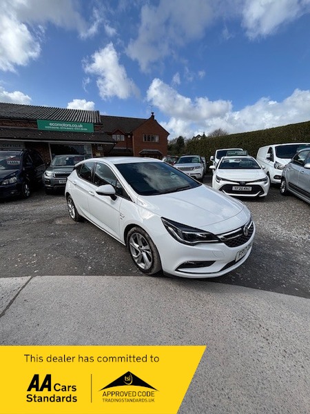 Used Vauxhall Astra 2017 for sale - 78056823: Photo 2
