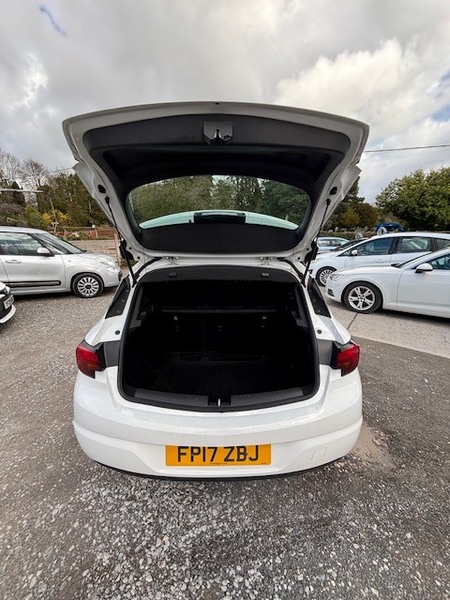 Used Vauxhall Astra 2017 for sale - 78056823: Photo 9