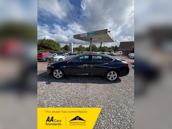 Used Vauxhall Insignia 2017 for sale - 79203094: Photo